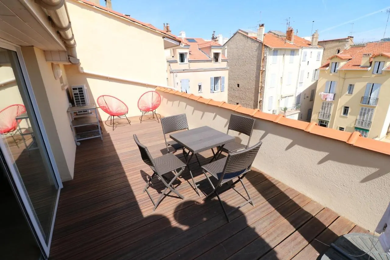 Rooftop Terrasse 1 Bedroom In Rue D'Antibes, 5 Min From The Croisette 214 Cannes