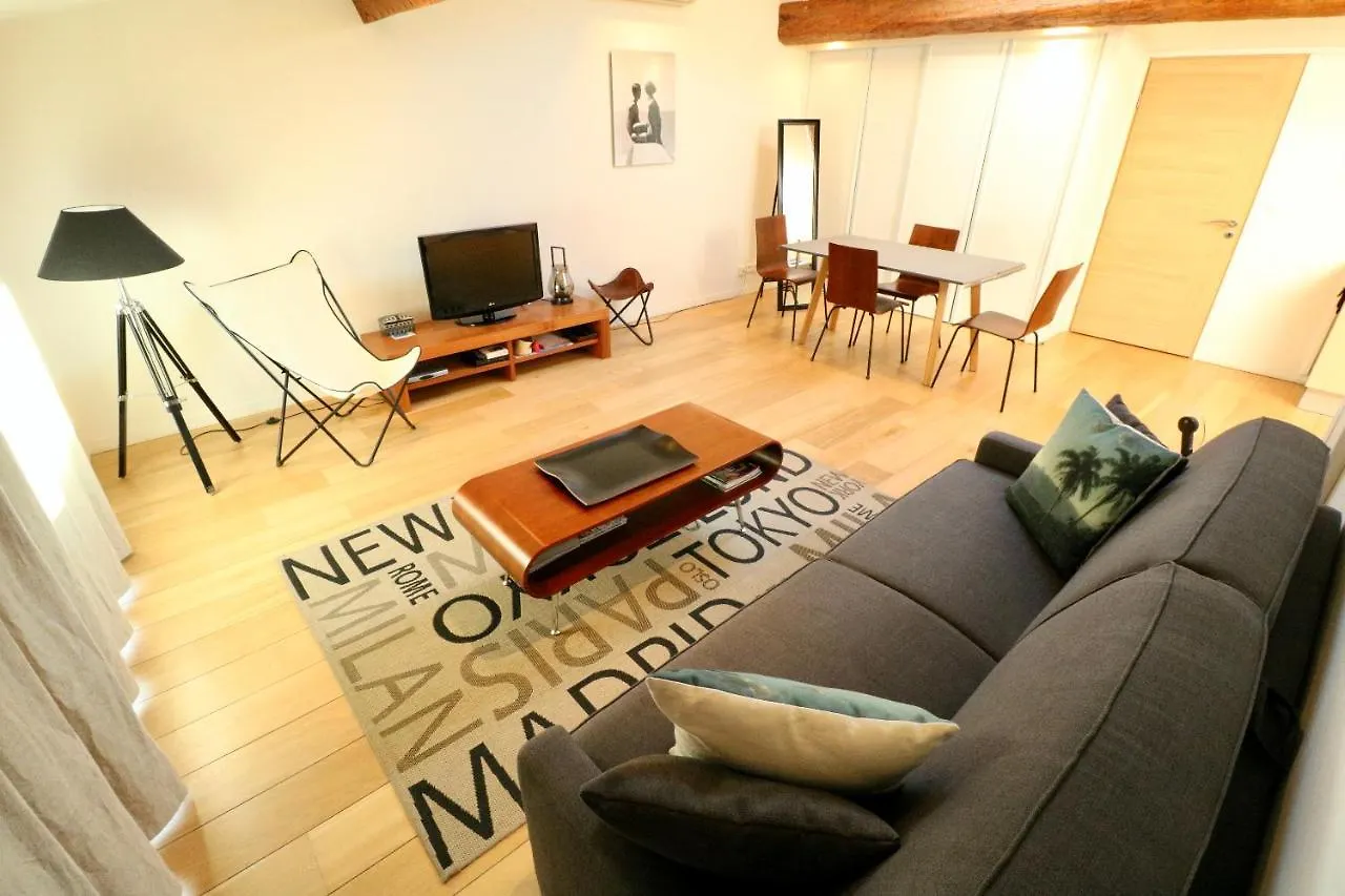 Rooftop Terrasse 1 Bedroom In Rue D'Antibes, 5 Min From The Croisette 214 Cannes 0*,